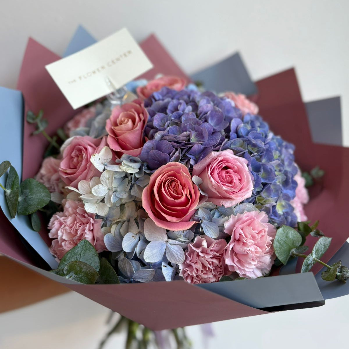 Ramo de Hortensias y Rosas